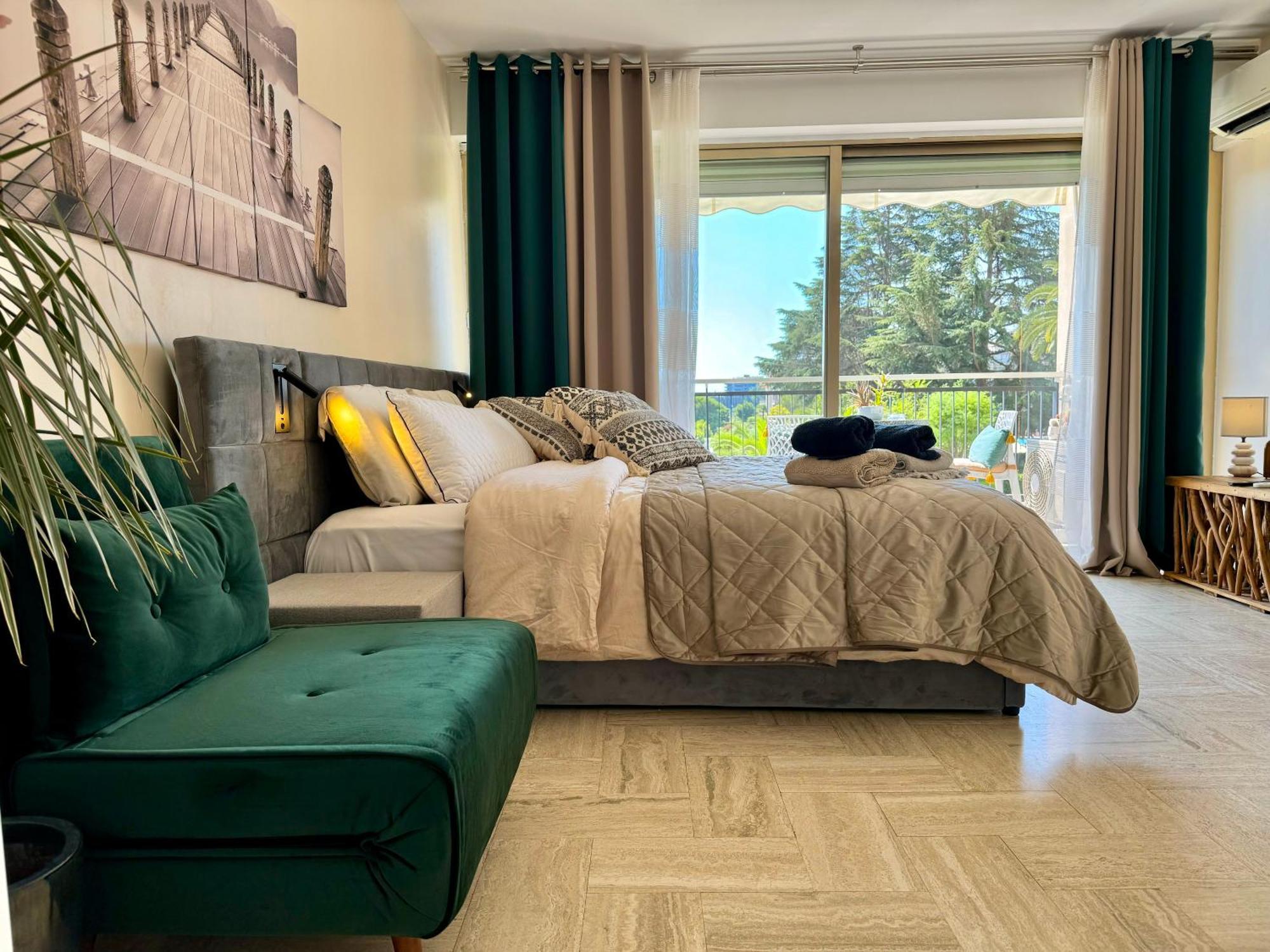 My Resid Appart Cannes Marina Vue Piscine Mandelieu Eksteriør bilde